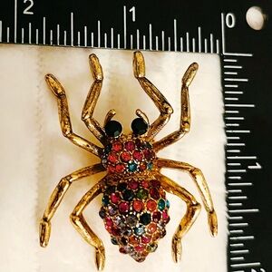 Spider Rhinestone Brooch Pin Multicolor Crystal Gold Tone Insect Jewelry